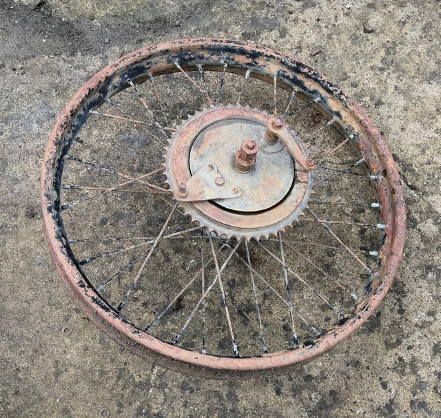 ROUE ARRIERE moto collection années 30 monet goyon 250 350 EUR 80,00 - FR