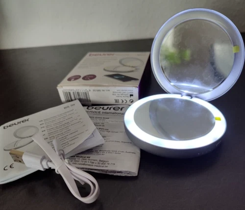 Beurer BS 39 Beleuchteter Kosmetikspiegel mit Powerbank Spiegel BS39 BS-39