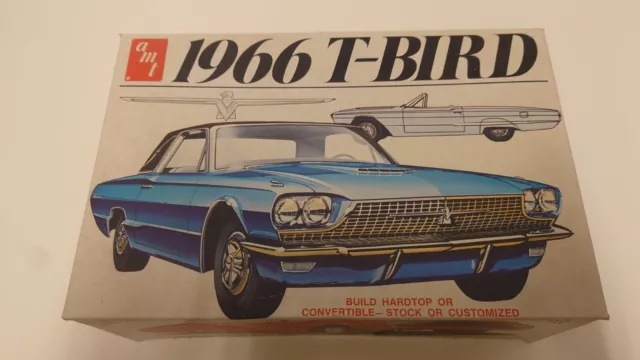 Amt 1966 Ford Thunderbird Gestartet - Massstab 1/25 Modellsatz Sammlung Set