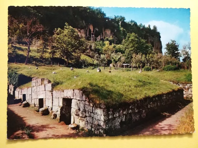 Orvieto (Terni). Tombe Etrusche.