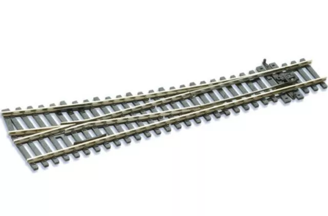 Peco - OO/HO Scale - Medium R/H Turnout Electrofrog - SLE95