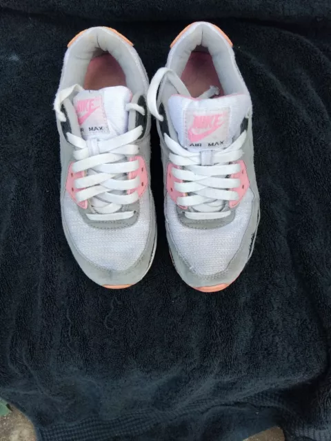 Nike Trainers Size 4