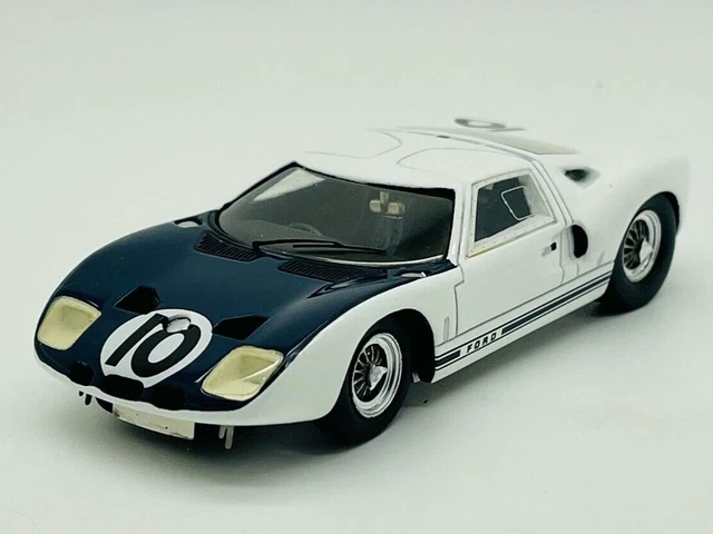 Miniature Bizarre BZ329 - Ford GT40 N°10 Essais Le Mans 1964 - 1/43