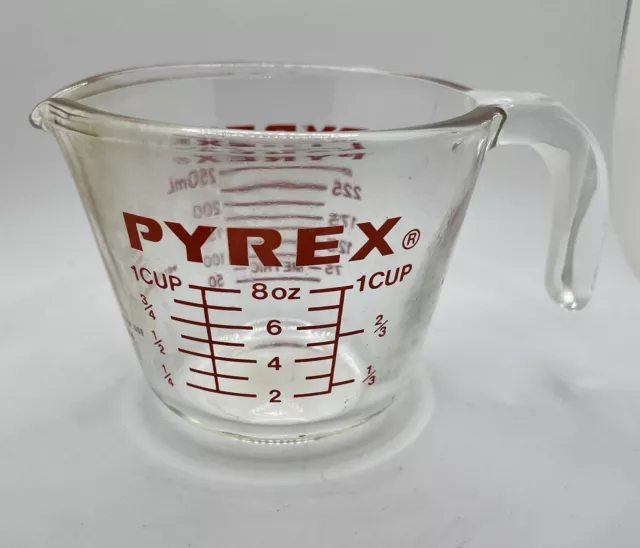 https://www.picclickimg.com/KkgAAOSwp5VlKcGd/Vintage-PYREX-1-Cup-Glass-Measuring-Cup-508.webp