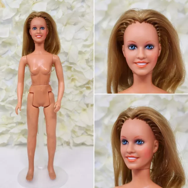 Vintage General Mills 1976 Kenner International Velvet Bionic Woman Doll Cute