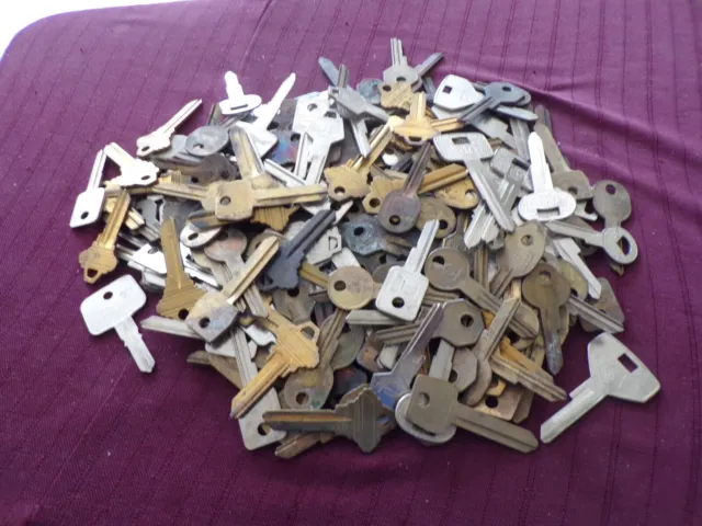 Lot of 230 Vintage Key Blanks Automotive NOS Ford GM Chrysler Import and More