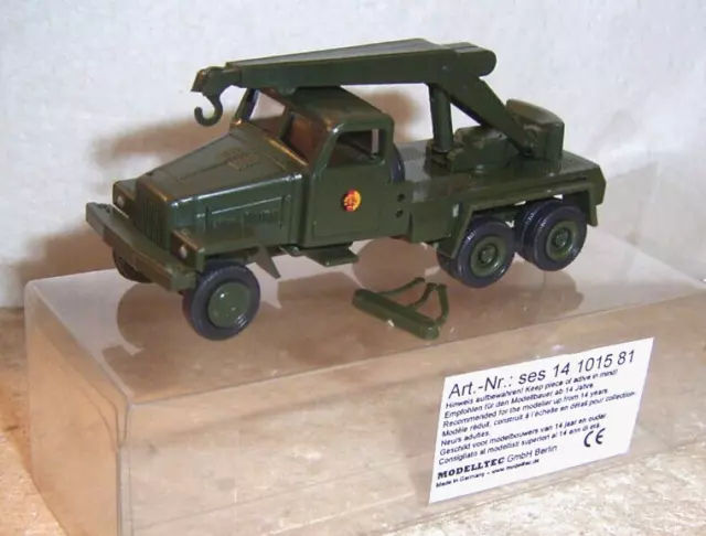 SES / Ifa - G 5 Militär - NVA - Grenze -Kranwagen  / 1:87 - OvP. - TOPMODELL