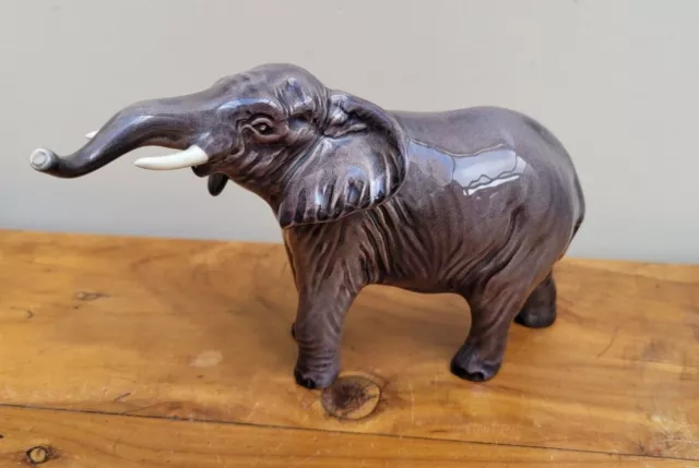 Beswick Elephant Figurine 974 Good Condition