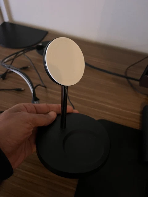 BOOST CHARGE PRO 2-in-1 Wireless Charger Stand with MagSafe 15W
