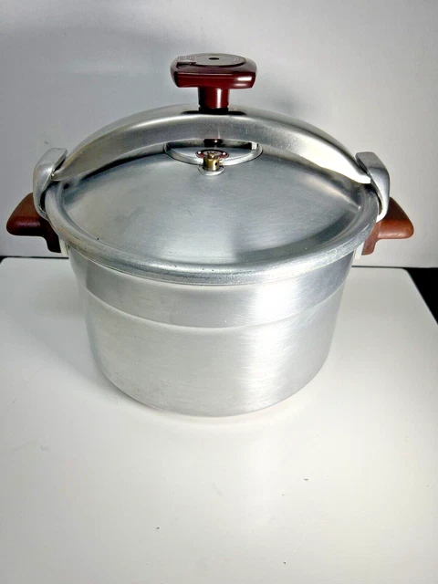 ANCIENNE COCOTTE MINUTE Seb 8 L Complete . 2 Paniers .Tbe EUR 36,00
