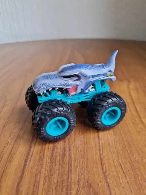  Hot Wheels Monster Trucks Mega Wrex - Plus Connect and Crash  Car 50/75 - Crash Squad 3/4 : Toys & Games