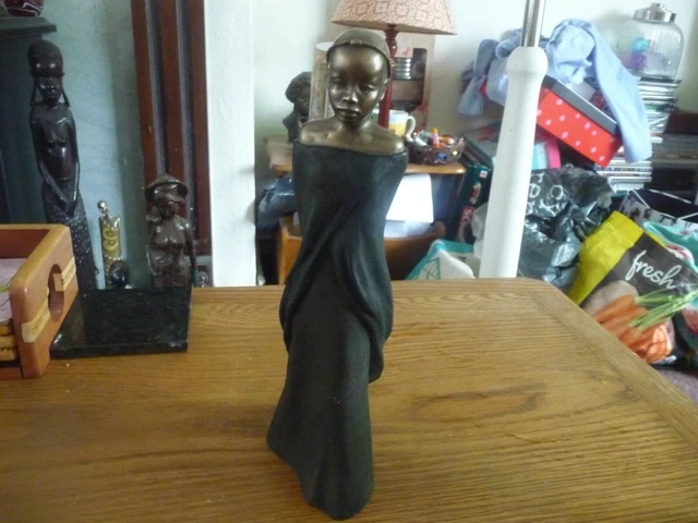 SOUL JOURNEYS MASSAI Stammes afrikanische Figur Dalila Gentle is her