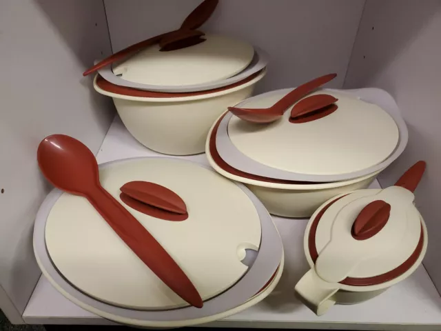 TUPPERWARE OVAL INSULATED Server Bowl Set with Spoons & Gravy Boat (19  Pieces) $100.00 - PicClick