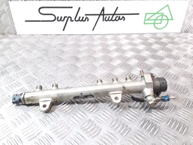 Rampe Injection Occasion Suzuki Swift Iii Oe:46817523