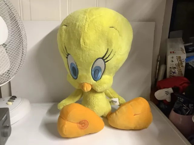 Tweety Bird Plush Toy Looney Tunes Warner Bros Movie World 20” gold coast Plush