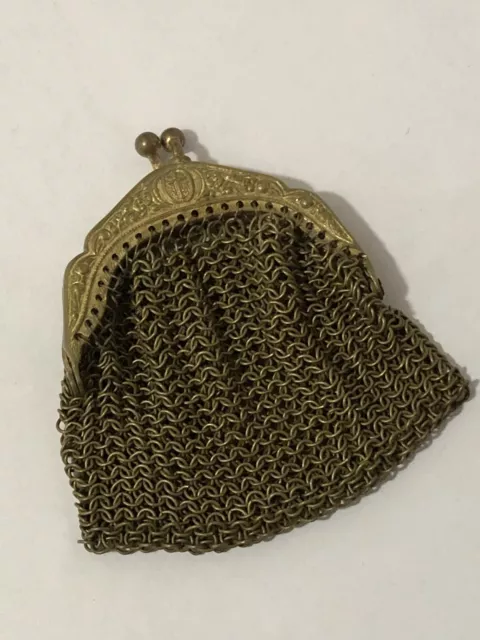 Pretty! Antique Victorian Vintage Brass Mesh Ladies Little Coin Purse 3