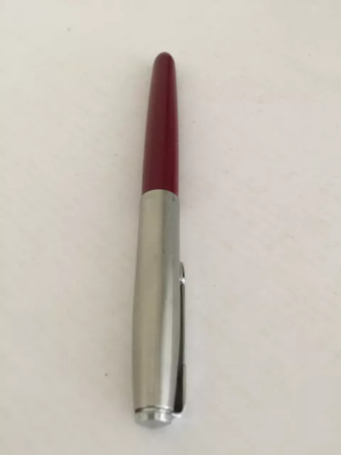 Parker Vintage 21 Fountain Pen Medium Tip Maroon Body Made in USA