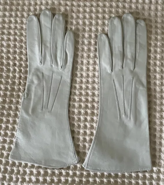 Vintage Soft Leather, cream Gloves Size Small