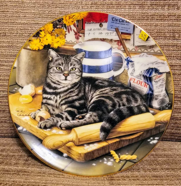 Vintage Royal Doulton Collector's Plate “The Kitchen Cat“