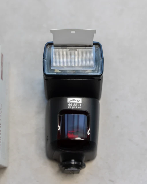 Metz Mecablitz 44 AF-1 Speedlight Flash for Canon DSLR **MINT Condition** 5