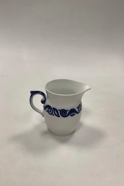 Bing Og Grondahl Artistico Nouveau Blu e Bianco Crema Brocca Misura 9.3cm/9.3cm