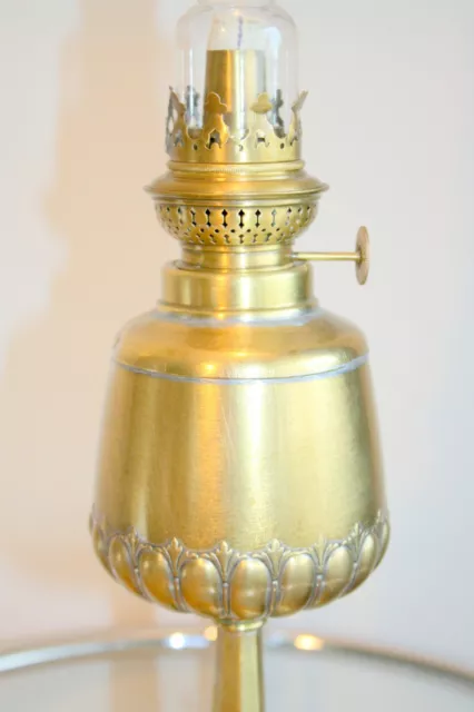 Petroleum Tischlampe antik, Petroleumlampe, Kerosene Lamp, Majolika Lampe, 1923