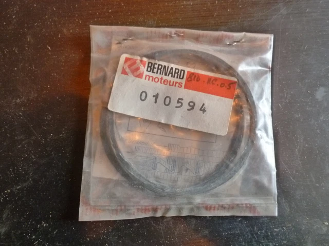 Bernard Moteur jeu de segments W810 cote r+0,5 neuf