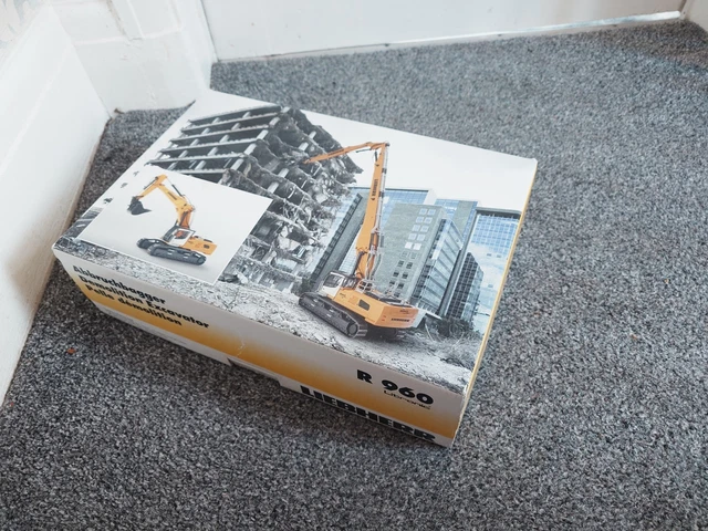 Miniature Conrad - Pelleteuse Liebherr R 960 - Jean Harzheim - Échelle 1/50 - Neuve En Boîte