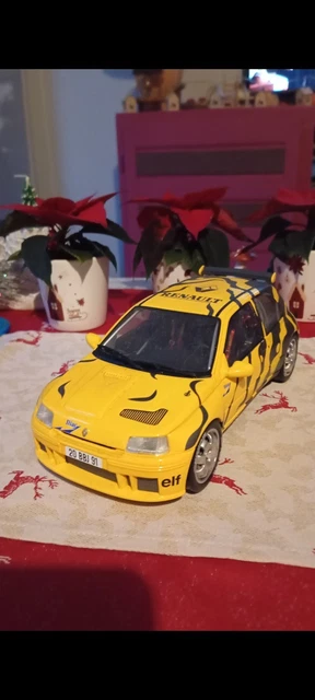 Renault Clio S1600 N°39 Monte-Carlo 2004 - OttOmobile OT389 1/18 - Pilote Loeb - Rallye