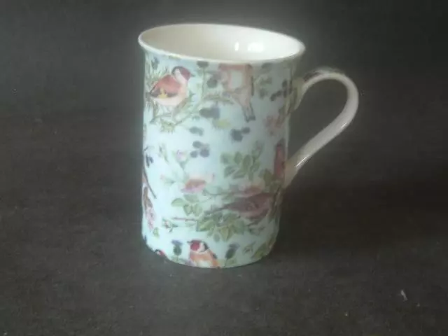 Abbeydale Collection Mug - Garden birds on blackberry blossom branches