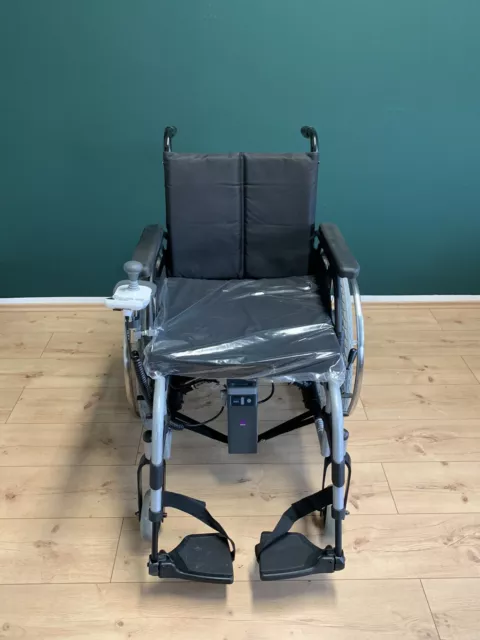 Silla de ruedas eléctrica Alber E-fix 35 / Año 2019 / Sb.45 cm / muy cuidada