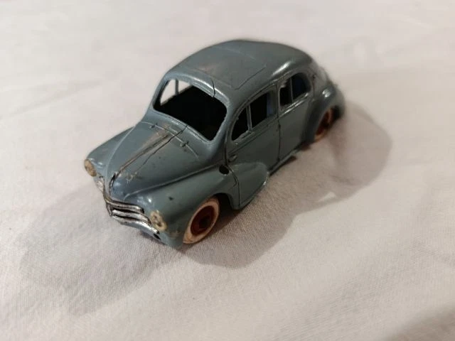 JOUET ANCIEN CIJ Renault 4 CV rouge mécanique . EUR 114,00 - PicClick FR