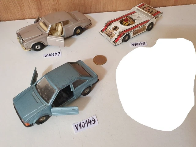 Corgi Ford Escort Mk4 XR3i 1/43 – Modèle Moulé Sous Pression Noir – Vanguard – Collection Adulte