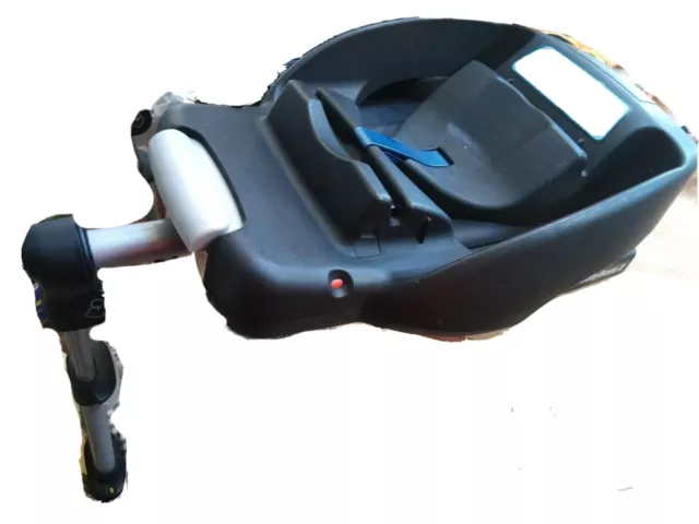 Maxi-Cosi EasyBase 2 Group 0+ Car Seat Base &  CabrioFix seat with infant insert