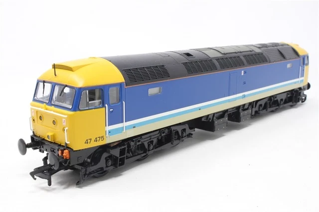 BACHMANN 00 GAUGE Trans-Pennine Class 47 32-650R & MK2 Coach Twin Pack ...