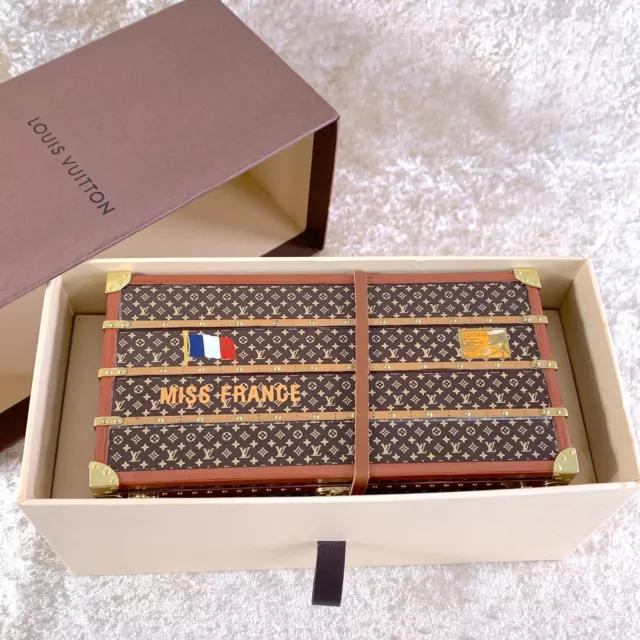 LOUIS VUITTON Monogram Mini Trunk Miss France Paper Weight VIP Gift Item w/Box