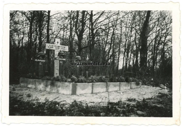 ORIG. FOTO GRAB 3.ID Soldaten in SAINTMASMES b. Reims Marne Frankreich