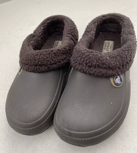Crocs Dual Comfort Fur Lined Slip On Clogs Brown Mens Size 4 Women’s Size 6