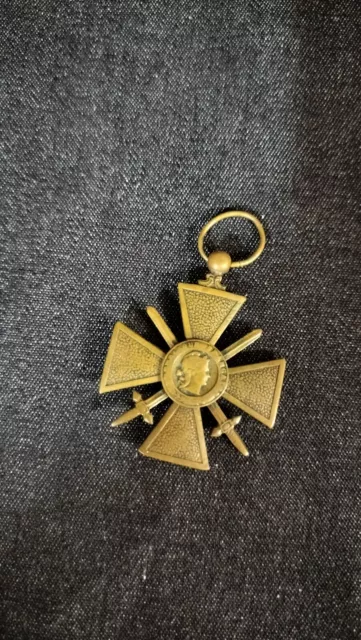 WWI Imperial French Croix De Guerre Medal. 1914-1918
