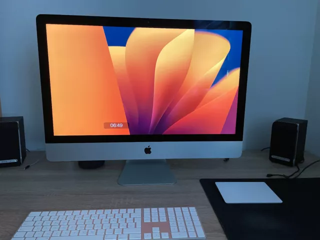 Apple iMac 2019 5K 27-in 8 Core i9 3.6GHz, 64GB Ram 512GB SSD Radeon Vega 48 8GB