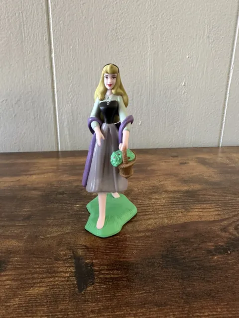 Disney Play Figure 4"  Briar Rose Aurora Sleeping Beauty Deluxe Toy Cake Topper