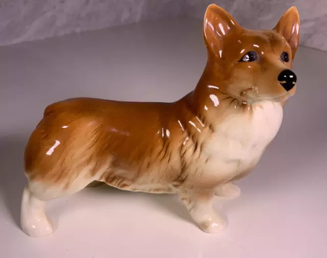 Plastic Welsh Corgi Dog 2 inches long - F1676 B63 - Collectible Wildlife  Gifts