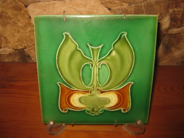 Antique 6" Relief Moulded Art Nouveau Tile Fliese Carreau H.& R. Johnson 1900