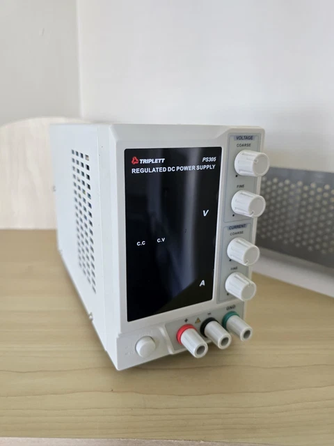 UMEC UP0131A-05 Single Output 5V⎓3A 15W Max New Power Supply - Foto 12