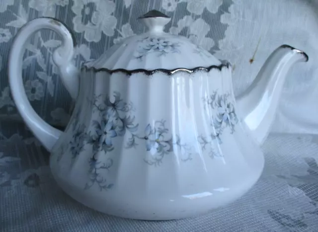 Paragon Fluted Brides Choice Large Fluted Teapot Cream Pitcher & Sugar Bowl