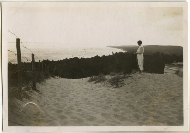 ANTIQUE PHOTO Vintage Snapshot Pyla Sur Mer Pilat Dune Beach antique-photo-vintage-snapshot-pyla-sur-mer-pilat-dune-beach