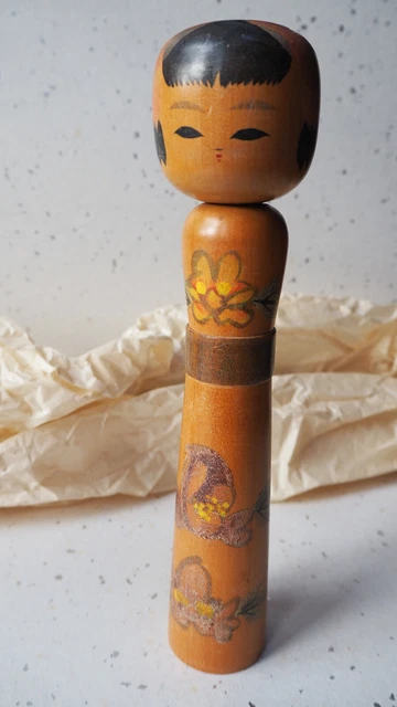 véritable poupée japonaise Kokeshi Naruko artisanale ancienne signée P258