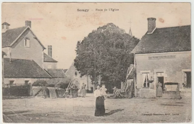 CPA 58 SOUGY - la place de l'Eglise - Nièvre - Carte postale ancienne 1915