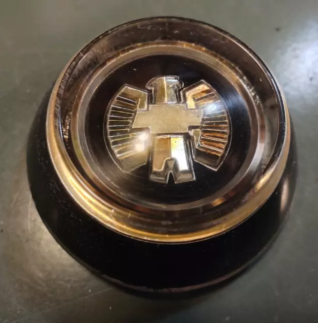 51 52 Chevy butterfly steering wheel horn ring center plastic emblem cap button