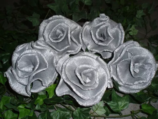 30 x Krepprosen silber Silberhochzeit Jubiläum Geburtstag Deko Hochzeit Blumen